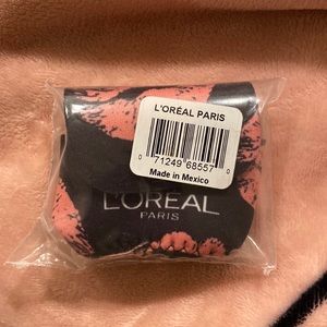 L’Oréal AirPod Pro Case